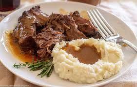 Keto Roast Beef with Cauliflower Mash and Steamed Vegetables - Keto Australia